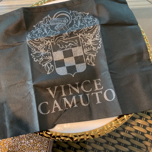 Vince Camuto Golden Clutch & Dust Bag NWT - Picture 5 of 8